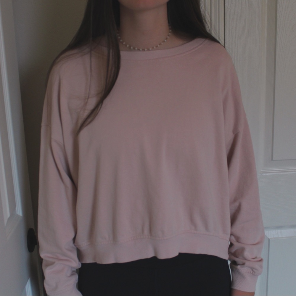 H&M Cropped Sweater